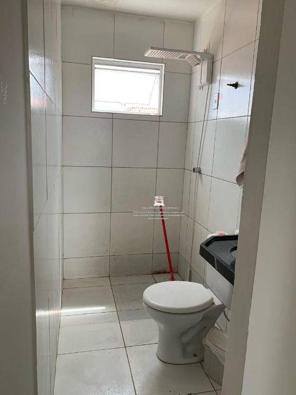 Casa à venda com 3 quartos, 112m² - Foto 11