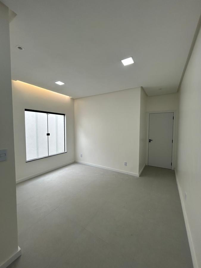 Casa à venda com 3 quartos, 300m² - Foto 10