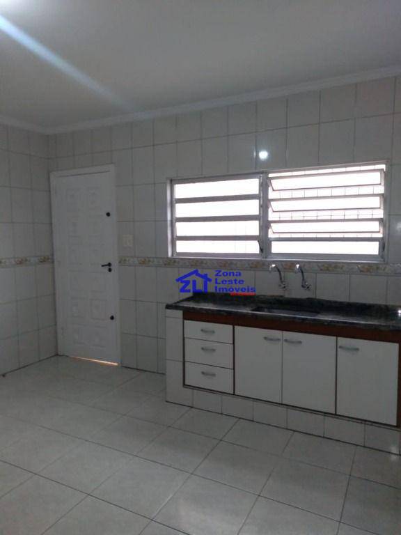 Casa à venda com 2 quartos, 200m² - Foto 27