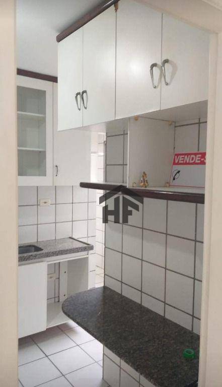 Apartamento à venda com 3 quartos, 90m² - Foto 12