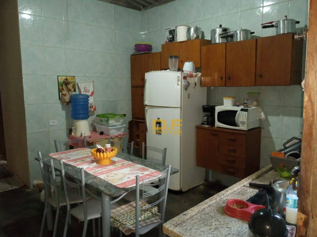 Casa à venda com 3 quartos, 300M2 - Foto 10