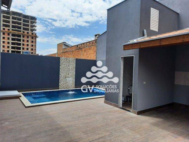 Casa à venda com 2 quartos, 140m² - Foto 18