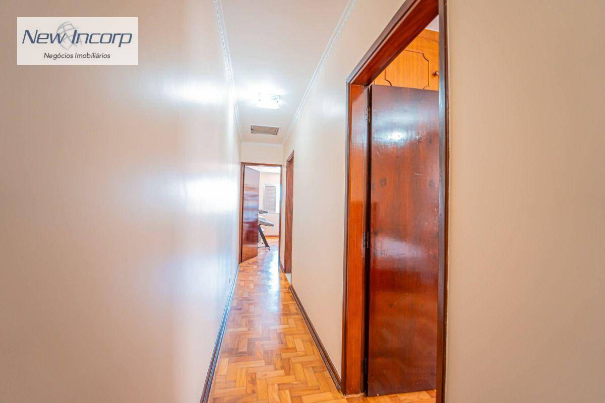 Sobrado à venda com 4 quartos, 204m² - Foto 44