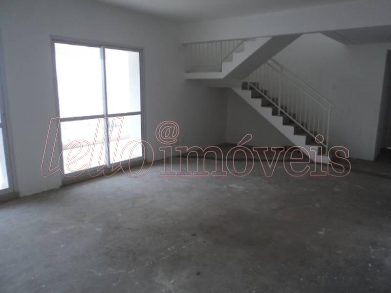 Apartamento para alugar com 4 quartos, 235m² - Foto 4