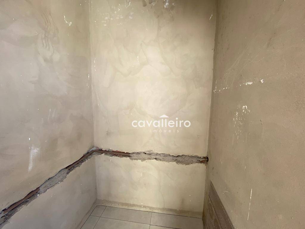 Casa à venda com 3 quartos, 120m² - Foto 14