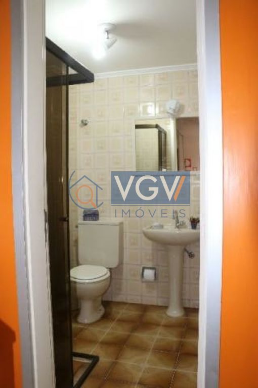 Apartamento à venda com 2 quartos, 62m² - Foto 11