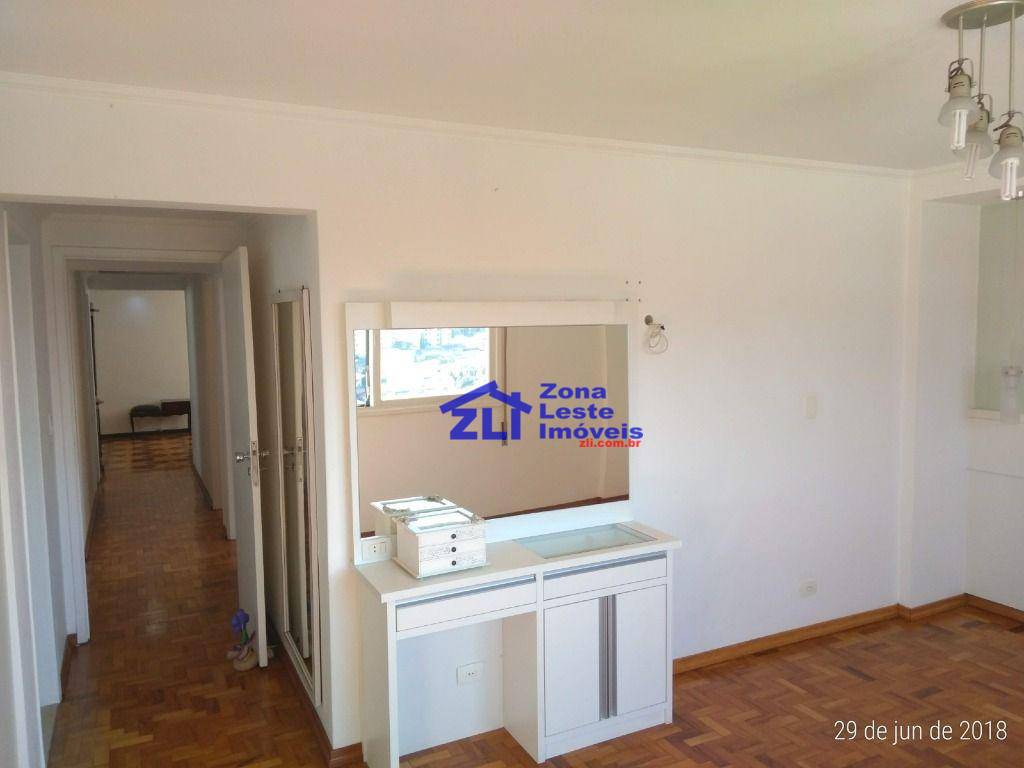 Apartamento à venda e aluguel com 3 quartos, 111m² - Foto 8