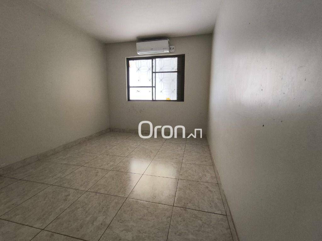 Casa à venda com 3 quartos, 90m² - Foto 11