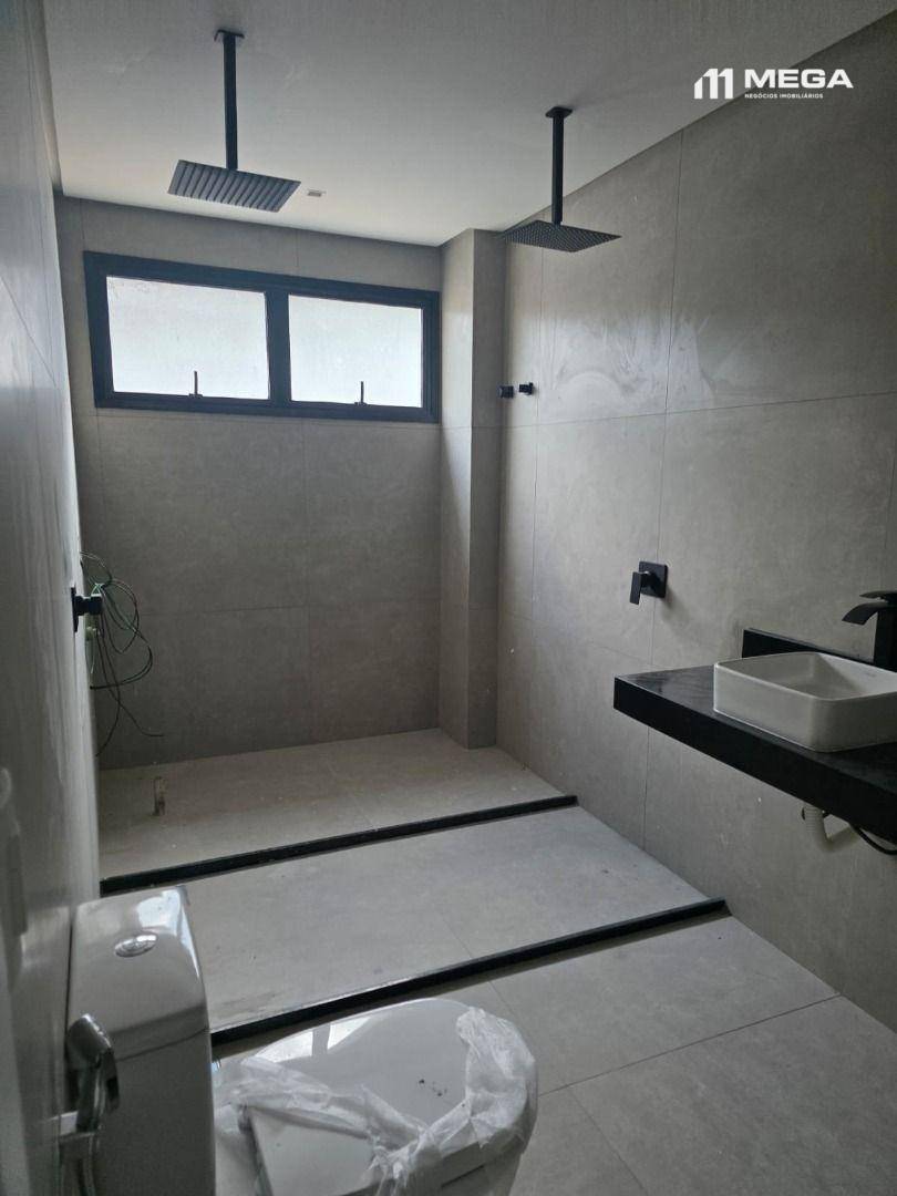 Casa, 6 quartos, 576 m² - Foto 1