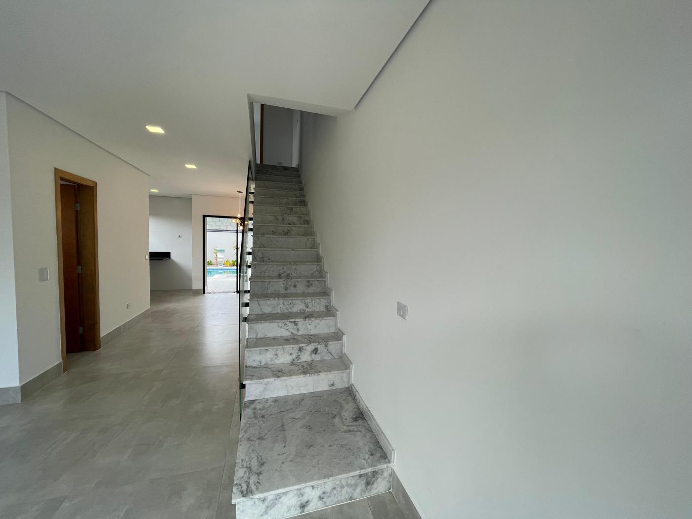 Casa à venda com 3 quartos, 116m² - Foto 10