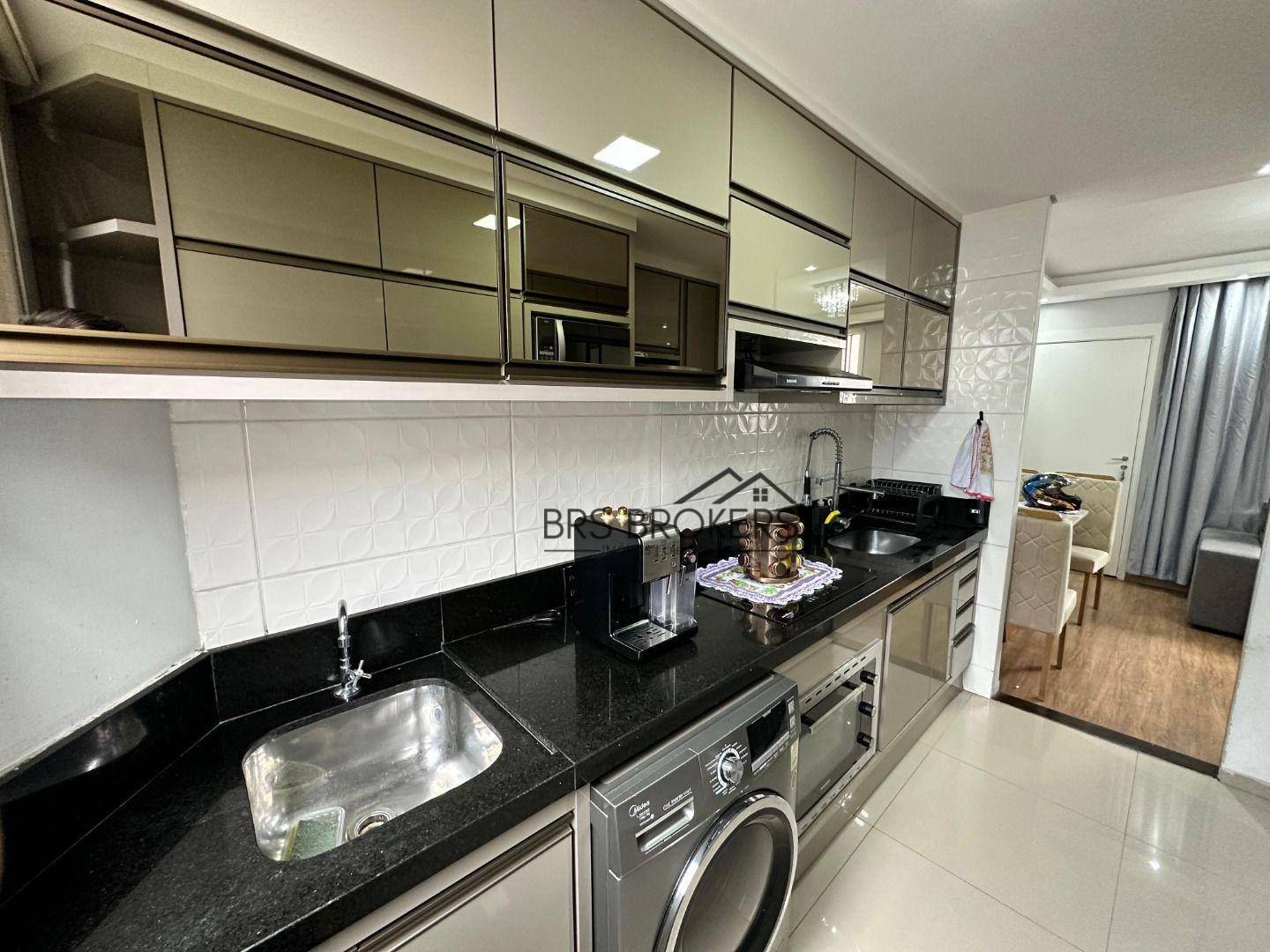 Apartamento à venda com 2 quartos, 44m² - Foto 9