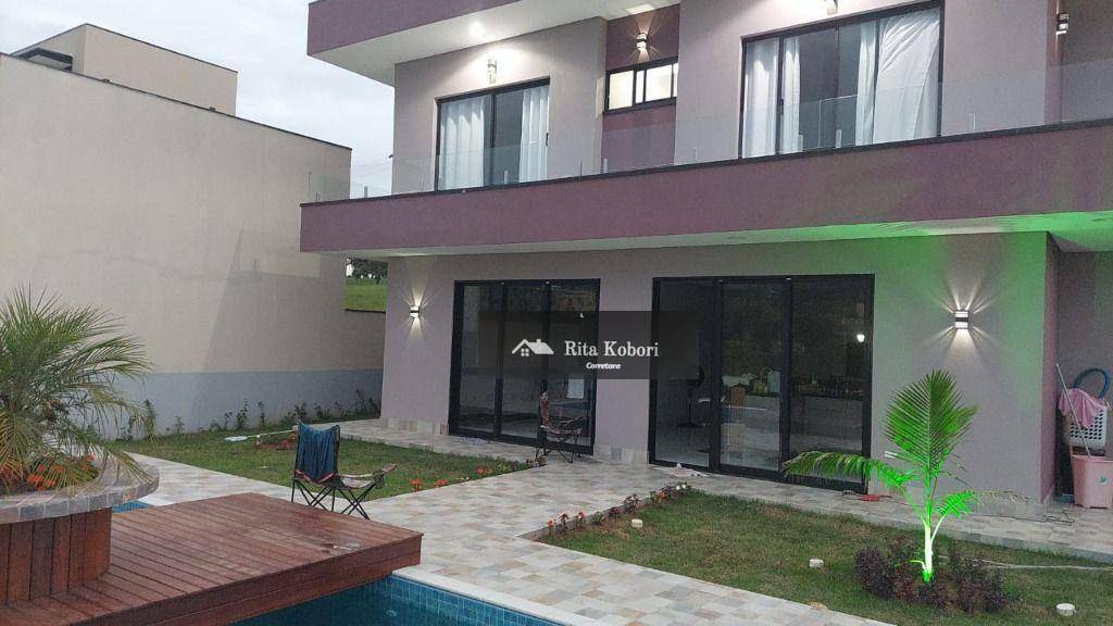 Casa à venda com 4 quartos, 200m² - Foto 26