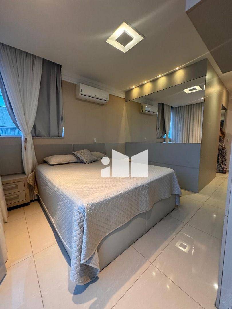 Cobertura à venda com 4 quartos, 220m² - Foto 19