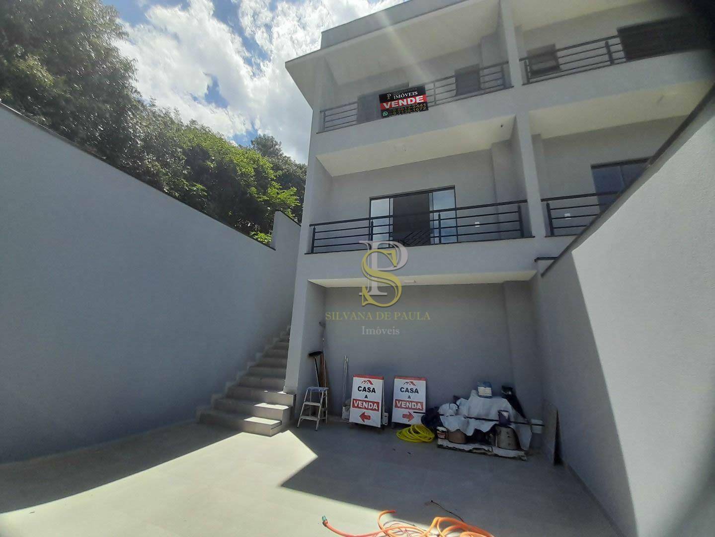 Casa à venda com 3 quartos, 104m² - Foto 3