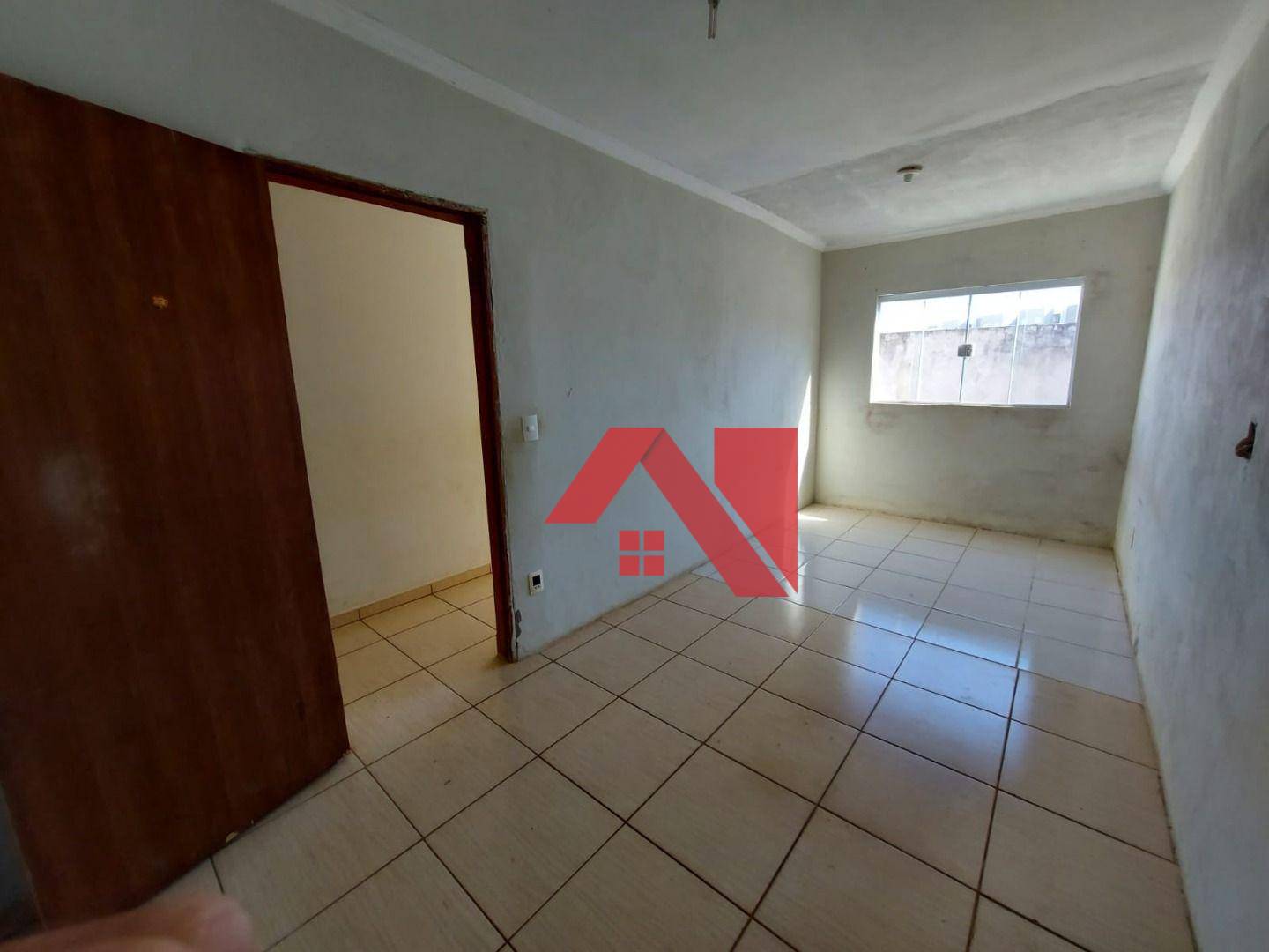 Casa à venda com 3 quartos, 90m² - Foto 2