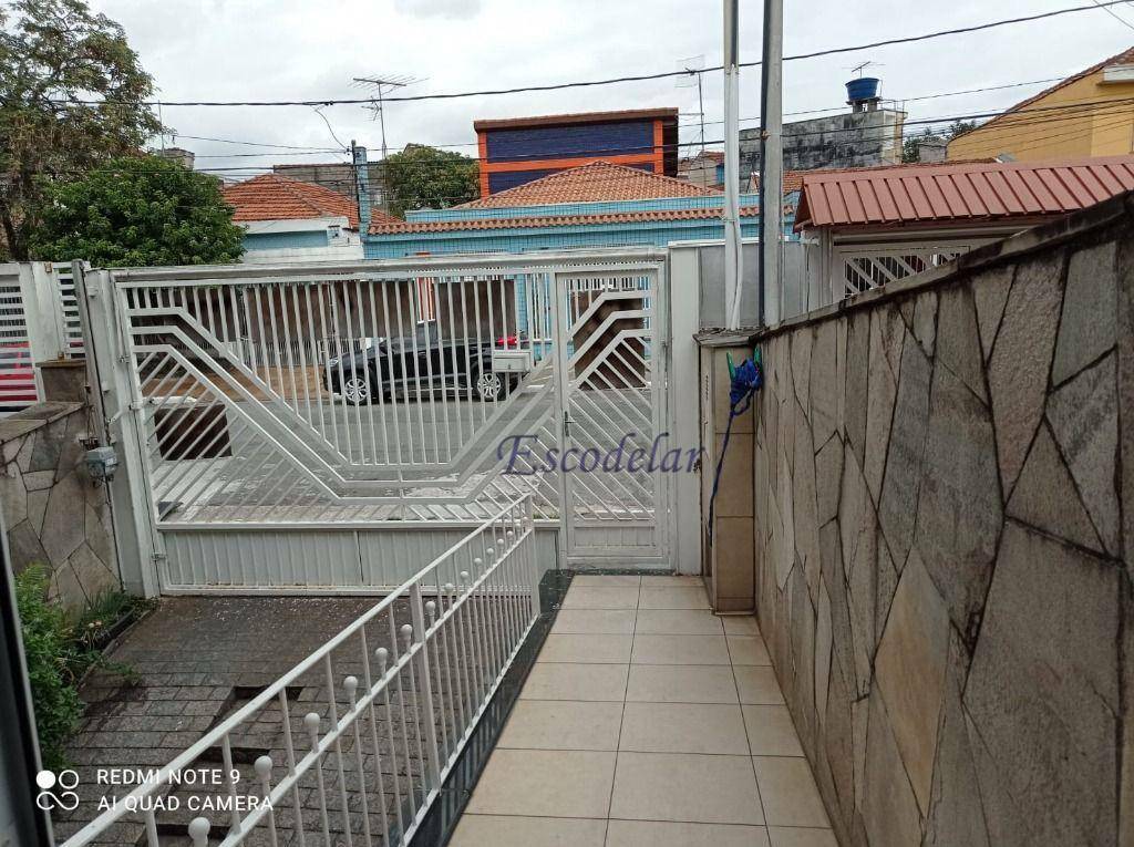 Sobrado à venda com 3 quartos, 248m² - Foto 2