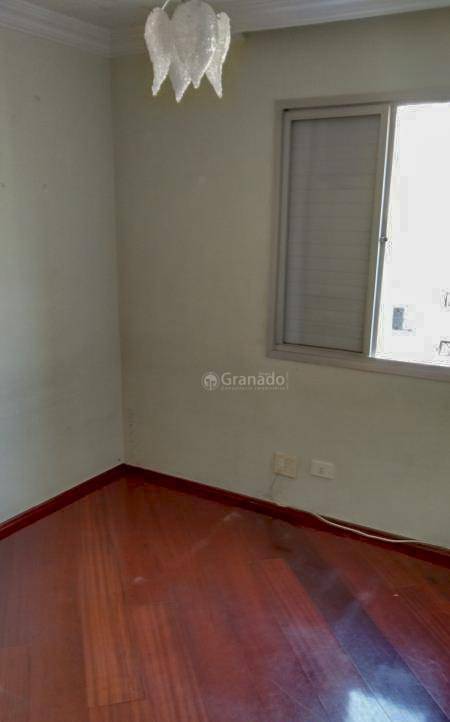 Apartamento à venda com 2 quartos, 69m² - Foto 9