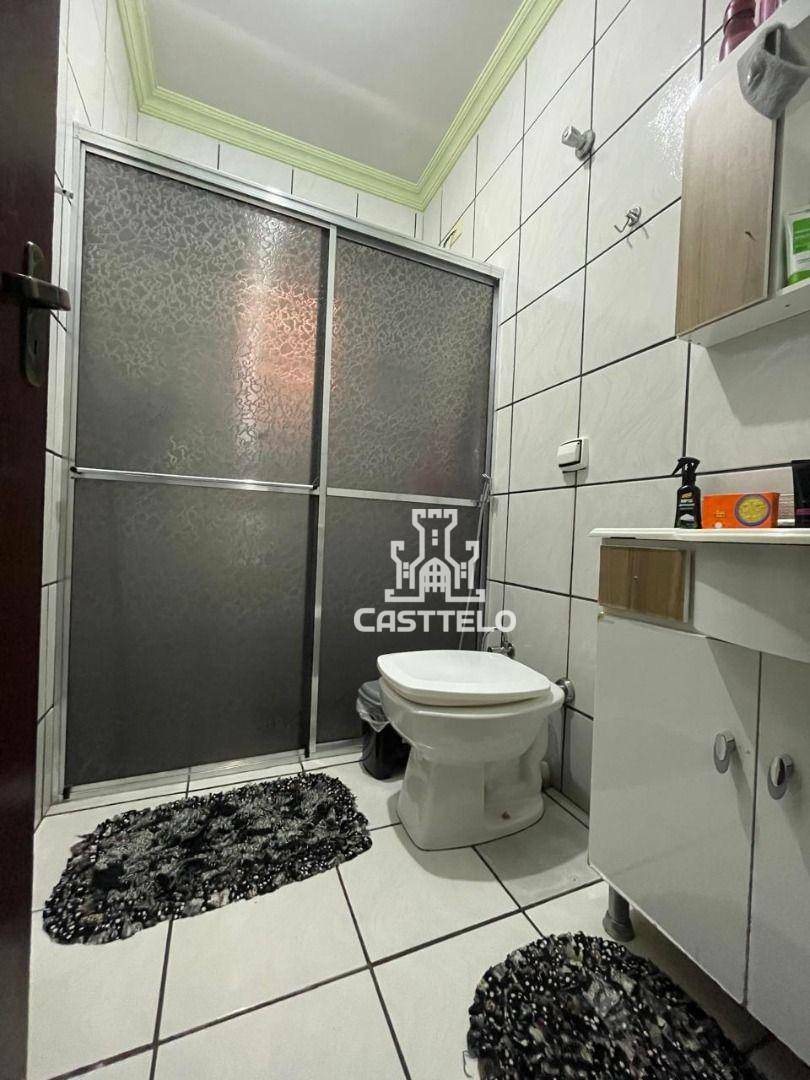 Casa à venda com 3 quartos, 196m² - Foto 14