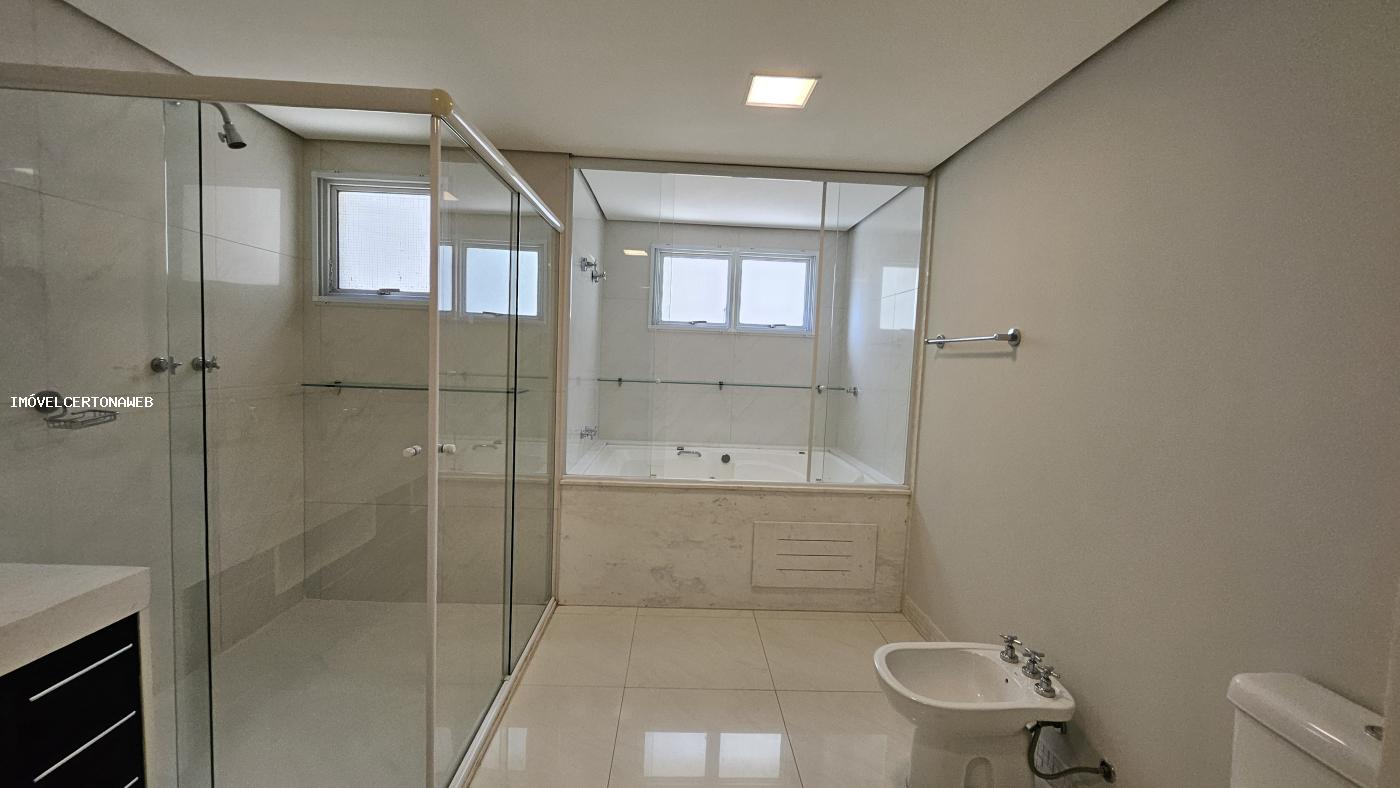 Apartamento à venda com 4 quartos, 317m² - Foto 23