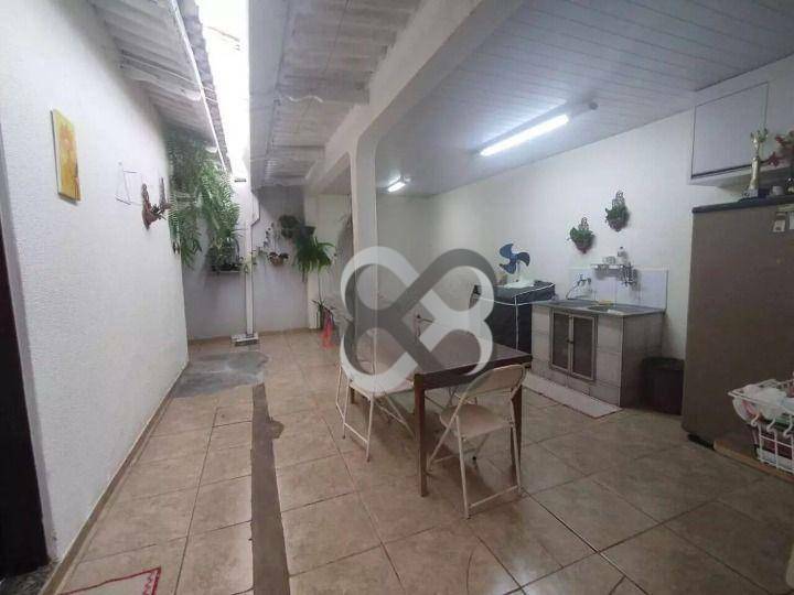 Casa à venda com 3 quartos, 104m² - Foto 9