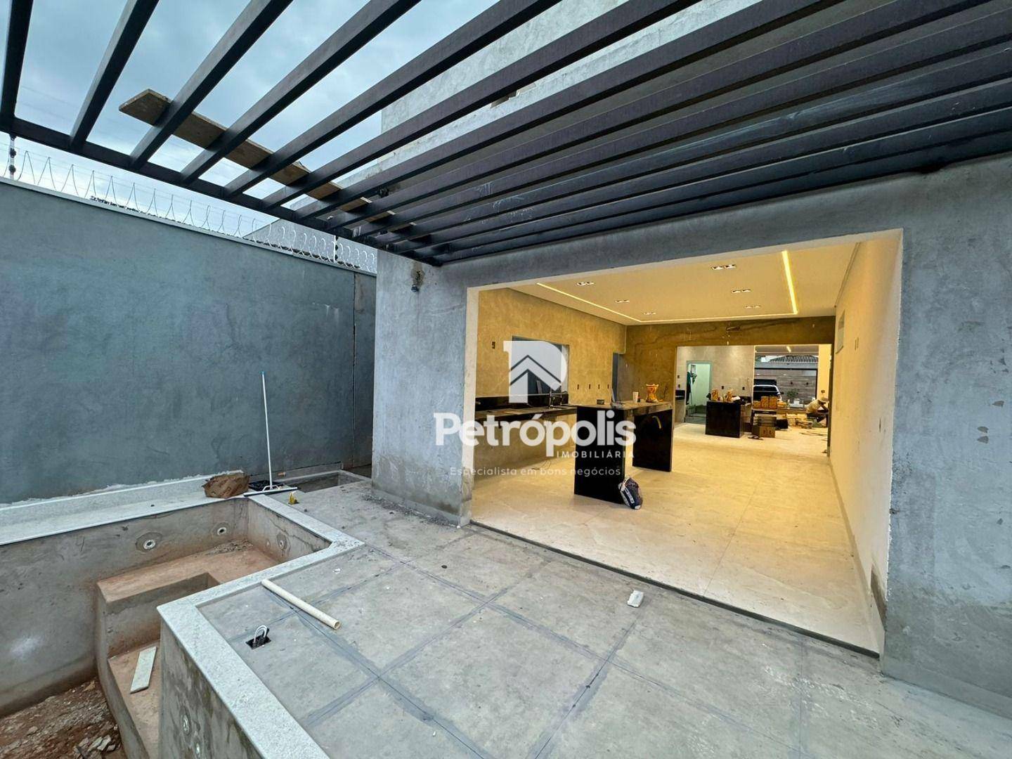 Casa à venda com 4 quartos, 235m² - Foto 17