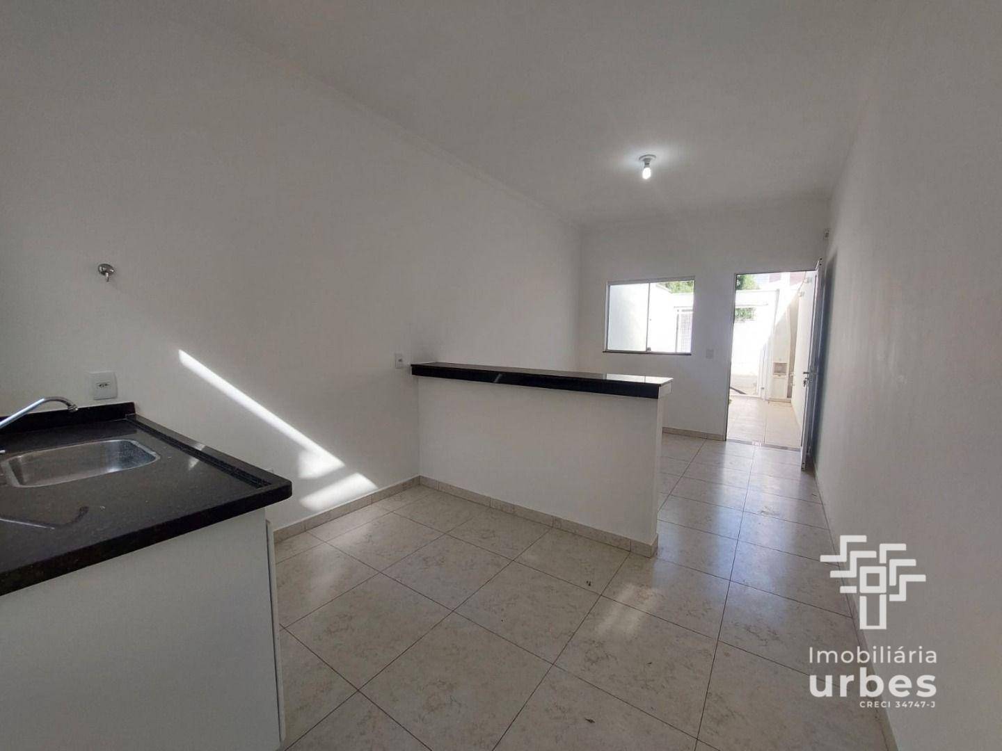 Casa para alugar com 1 quarto, 50m² - Foto 1