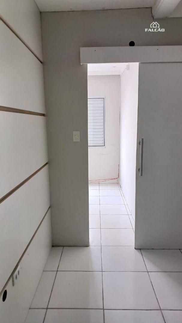 Apartamento à venda com 1 quarto, 38m² - Foto 4