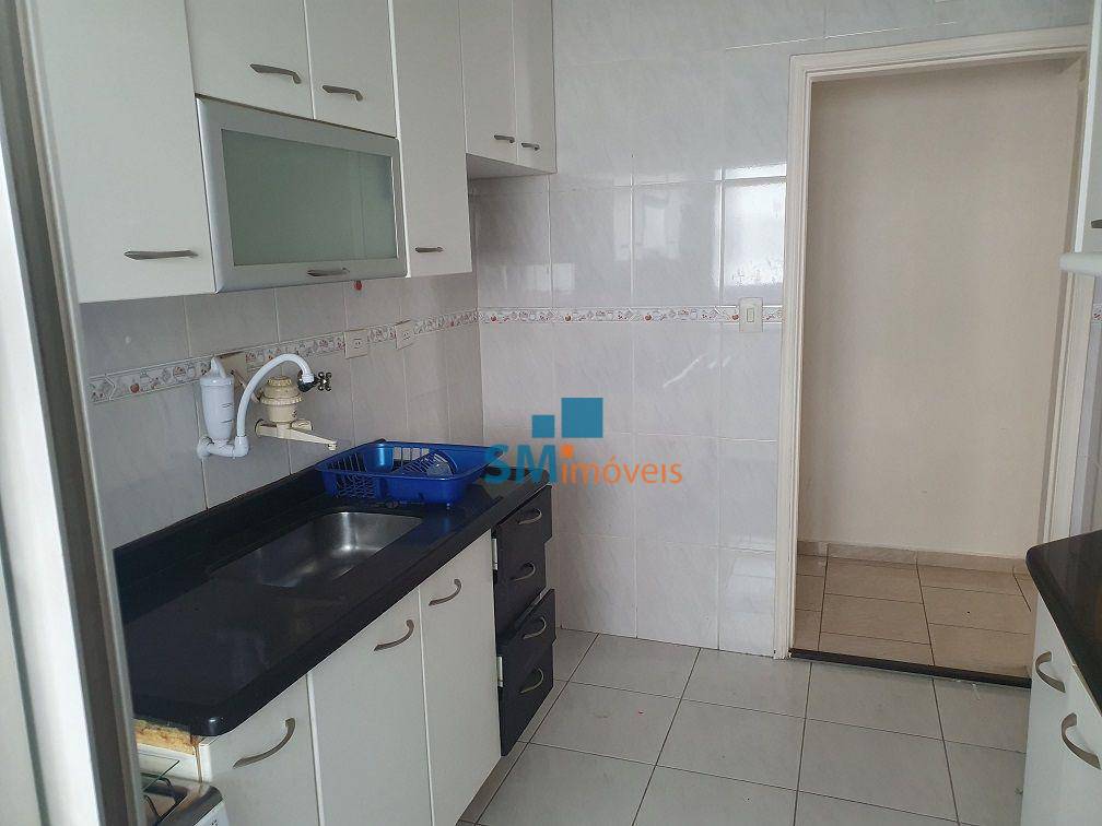 Apartamento à venda com 3 quartos, 70m² - Foto 18