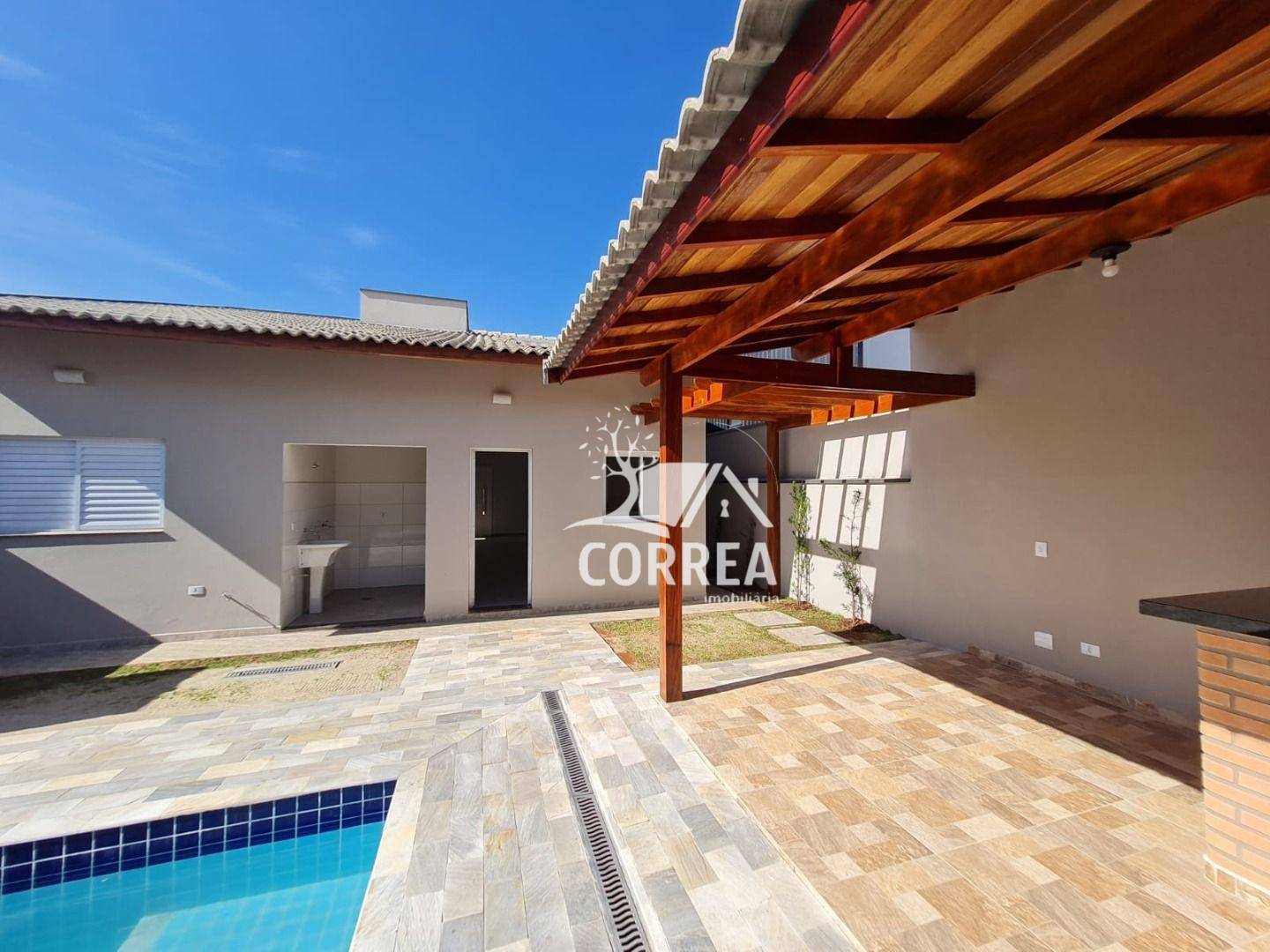 Casa à venda com 5 quartos, 155m² - Foto 2