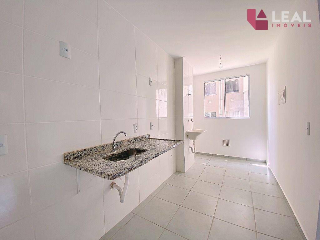 Apartamento à venda com 2 quartos, 51m² - Foto 4