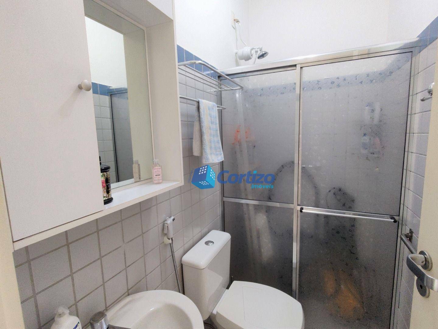 Casa de Condomínio à venda com 3 quartos, 257m² - Foto 35