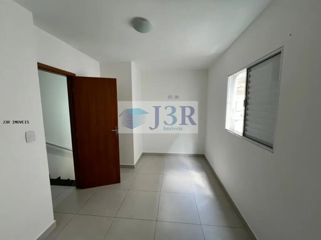 Casa de Condomínio para alugar com 2 quartos, 52m² - Foto 2