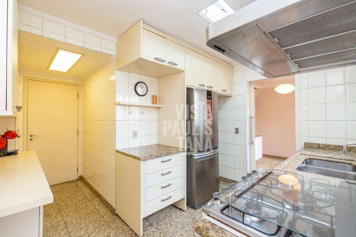 Apartamento à venda com 3 quartos, 219m² - Foto 23