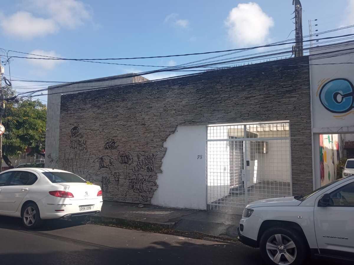 Prédio Inteiro à venda com 5 quartos, 280m² - Foto 1