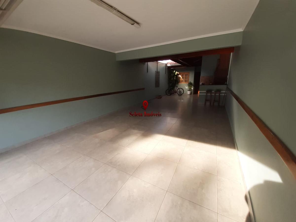 Casa à venda com 2 quartos, 150m² - Foto 3