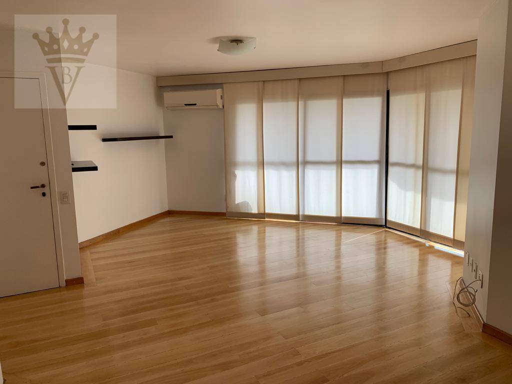 Apartamento para alugar com 3 quartos, 126m² - Foto 2