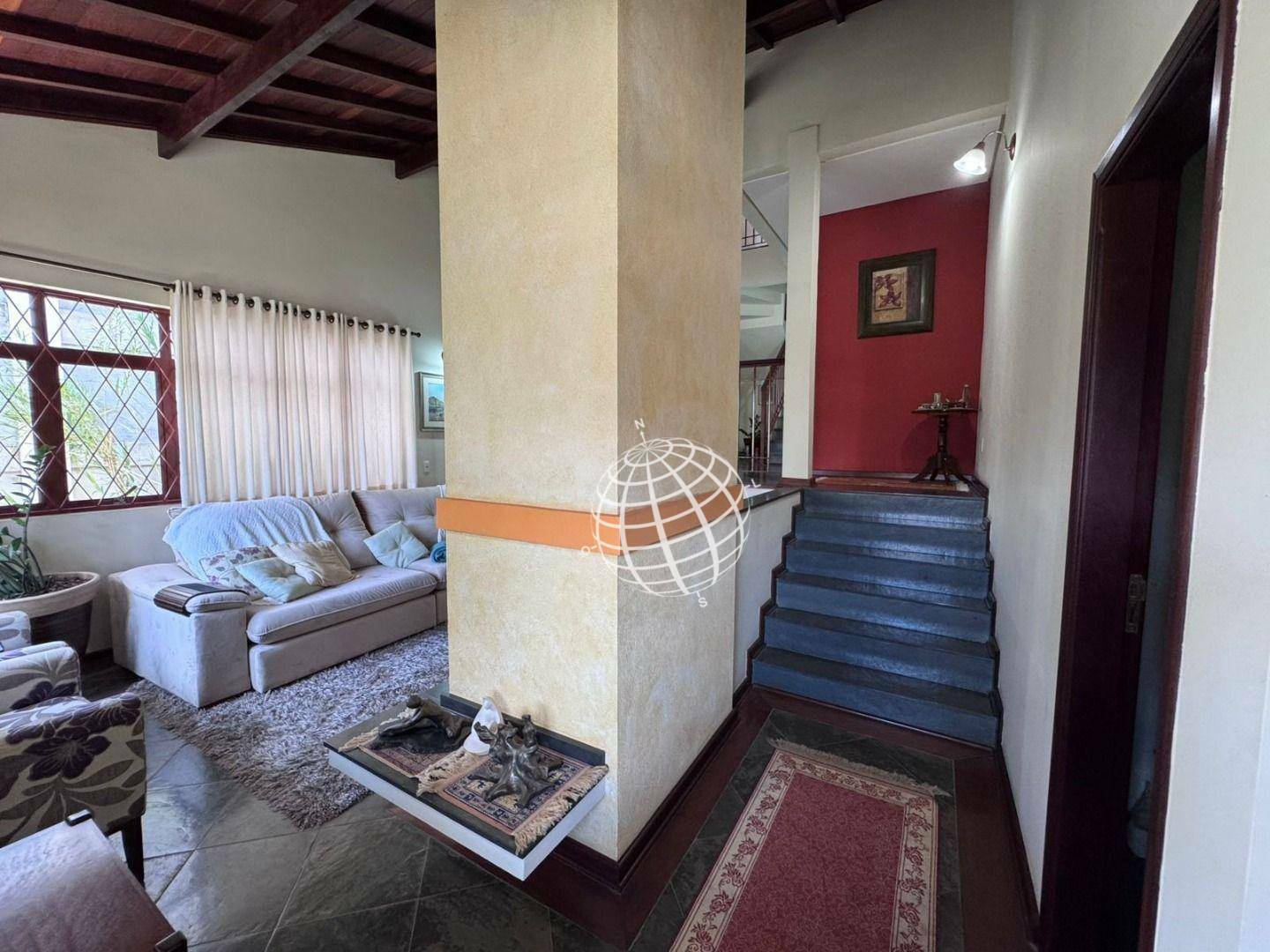 Casa à venda com 4 quartos, 266m² - Foto 13