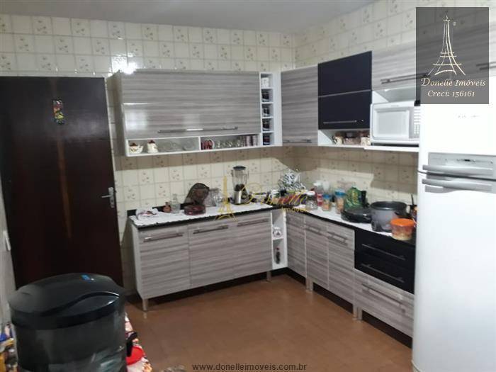 Casa à venda com 2 quartos, 140m² - Foto 24