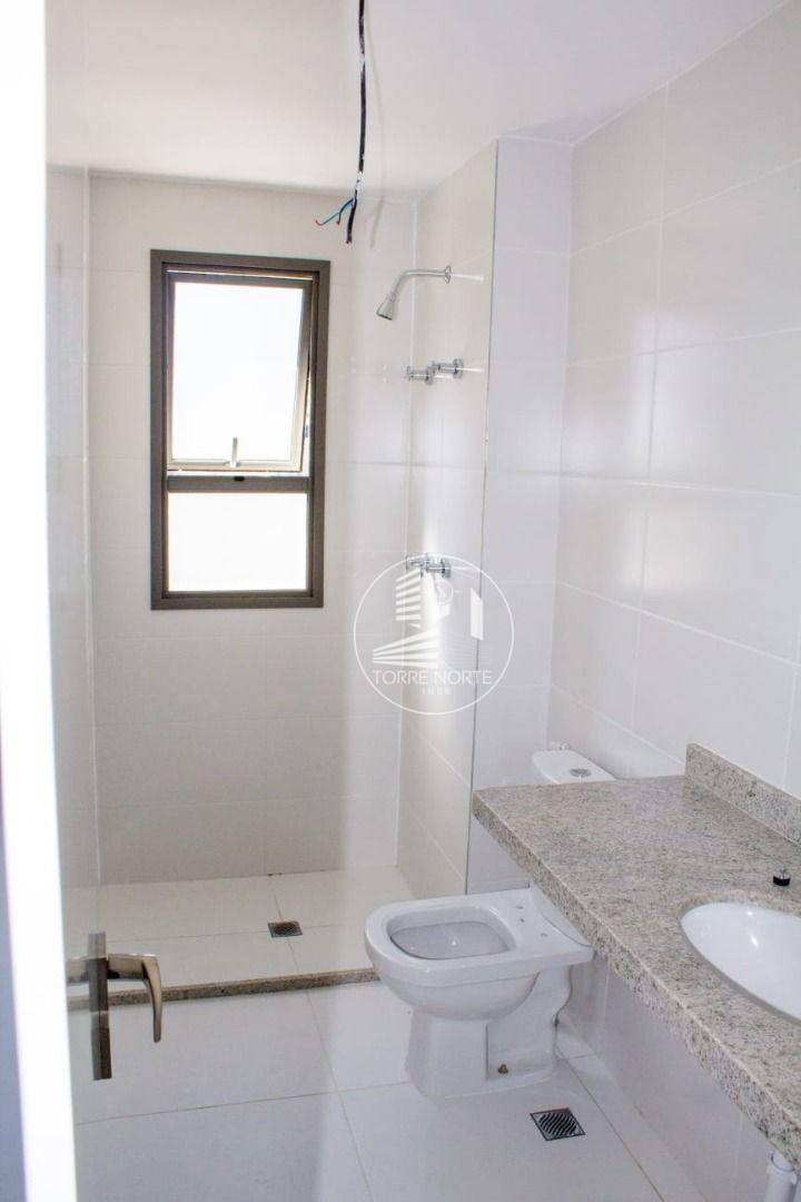 Apartamento à venda com 3 quartos, 108m² - Foto 11