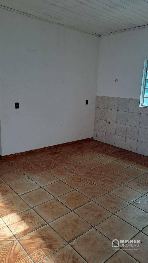 Casa à venda com 4 quartos, 121m² - Foto 6