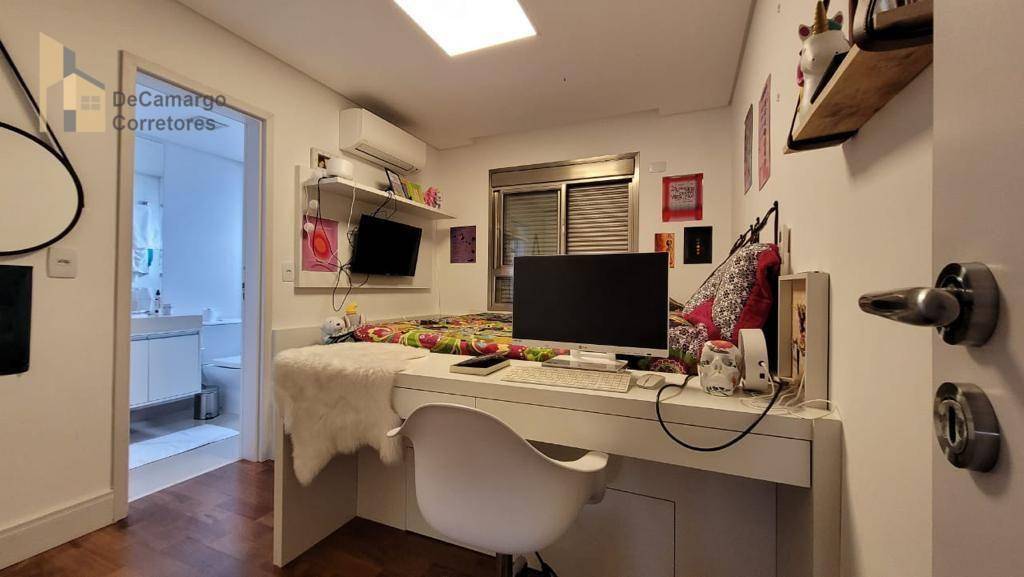 Apartamento à venda com 4 quartos, 175m² - Foto 19