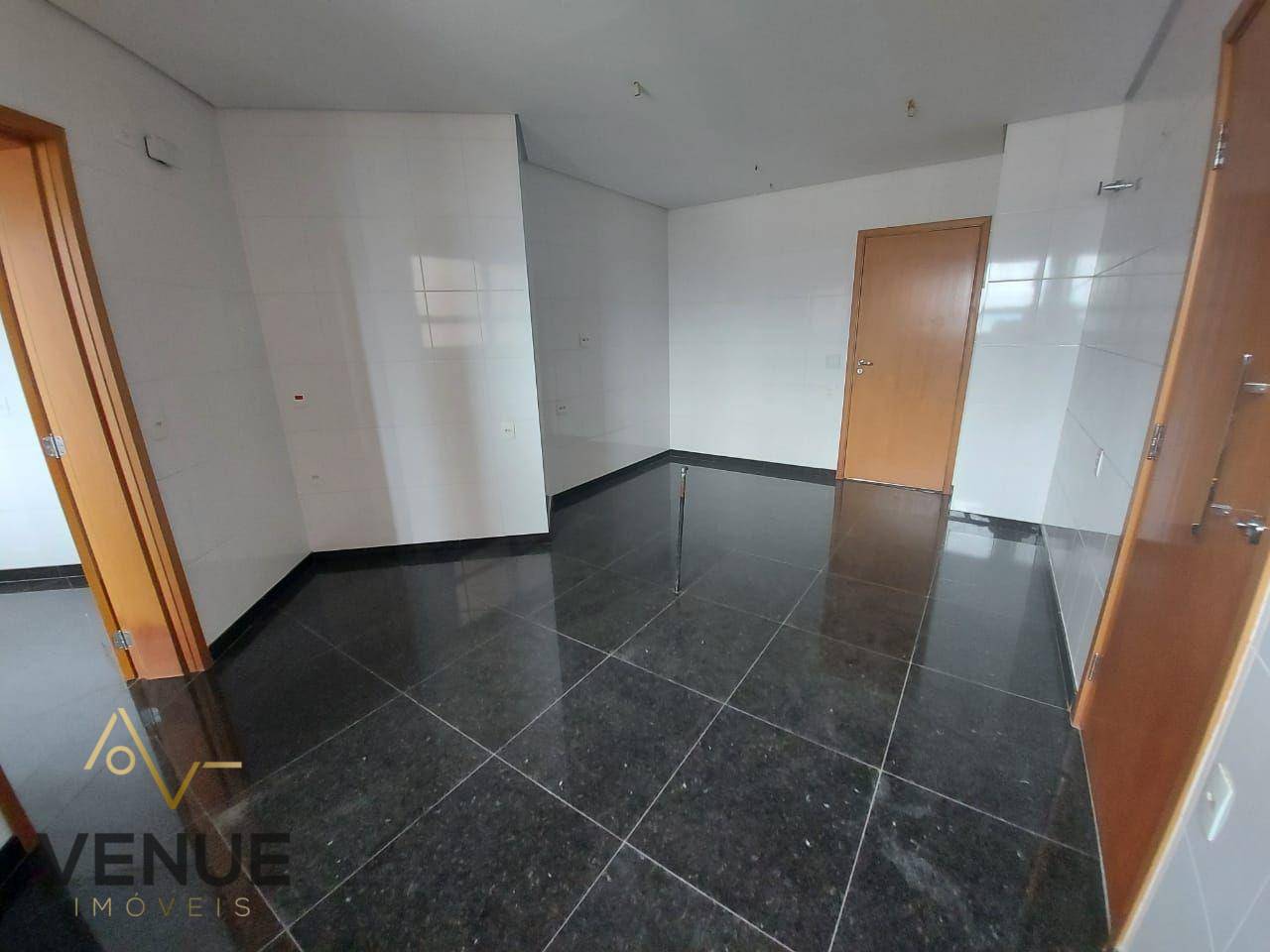 Apartamento à venda com 4 quartos, 333m² - Foto 13