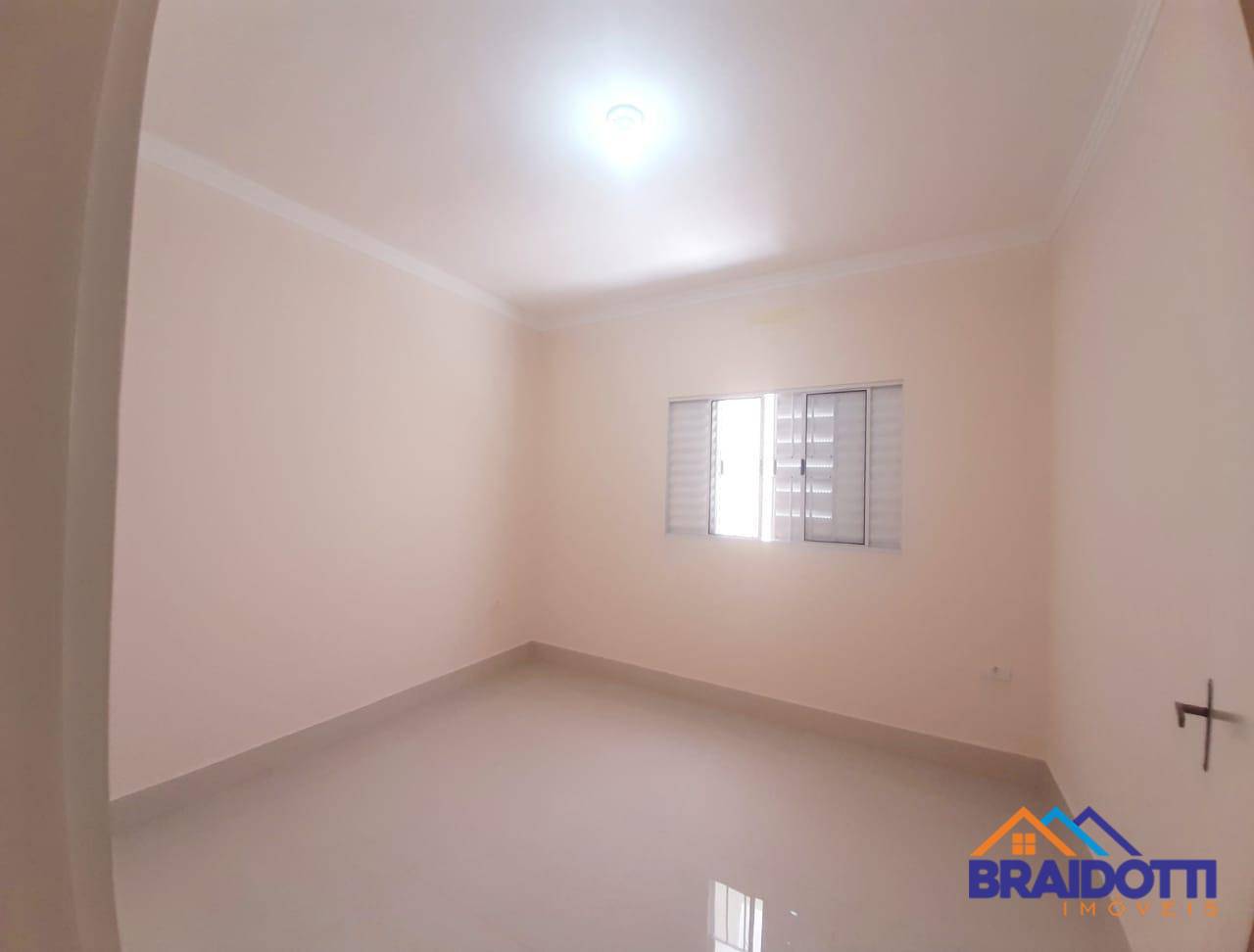 Casa à venda com 2 quartos, 130m² - Foto 10