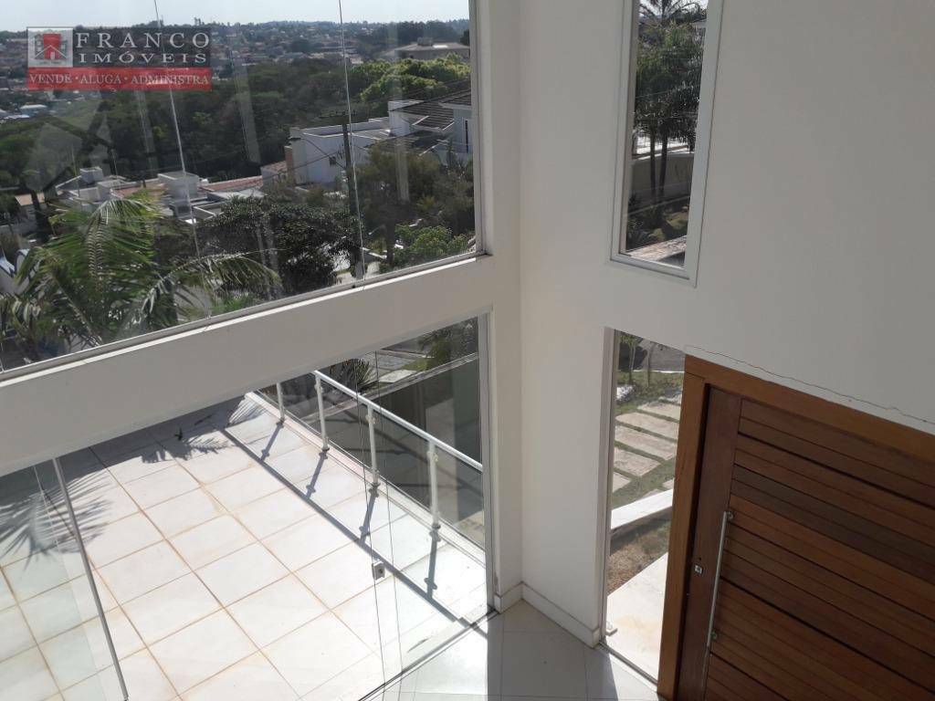 Casa de Condomínio à venda com 4 quartos, 475m² - Foto 9