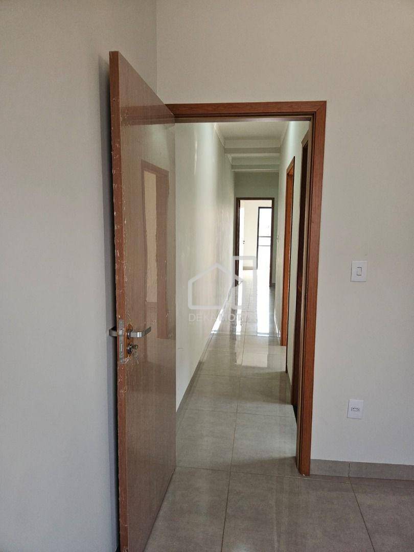 Casa à venda com 3 quartos, 126m² - Foto 4