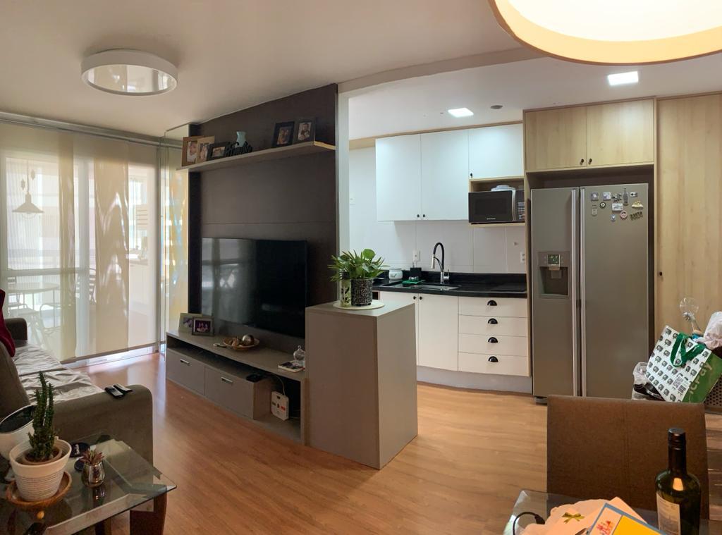 Apartamento à venda com 2 quartos, 83m² - Foto 1