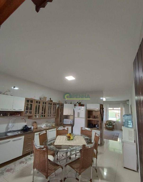 Casa, 3 quartos, 450 m² - Foto 4