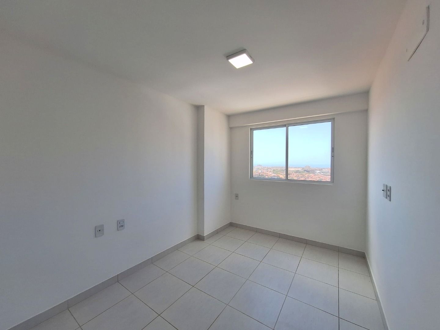 Apartamento para alugar com 2 quartos, 73m² - Foto 15