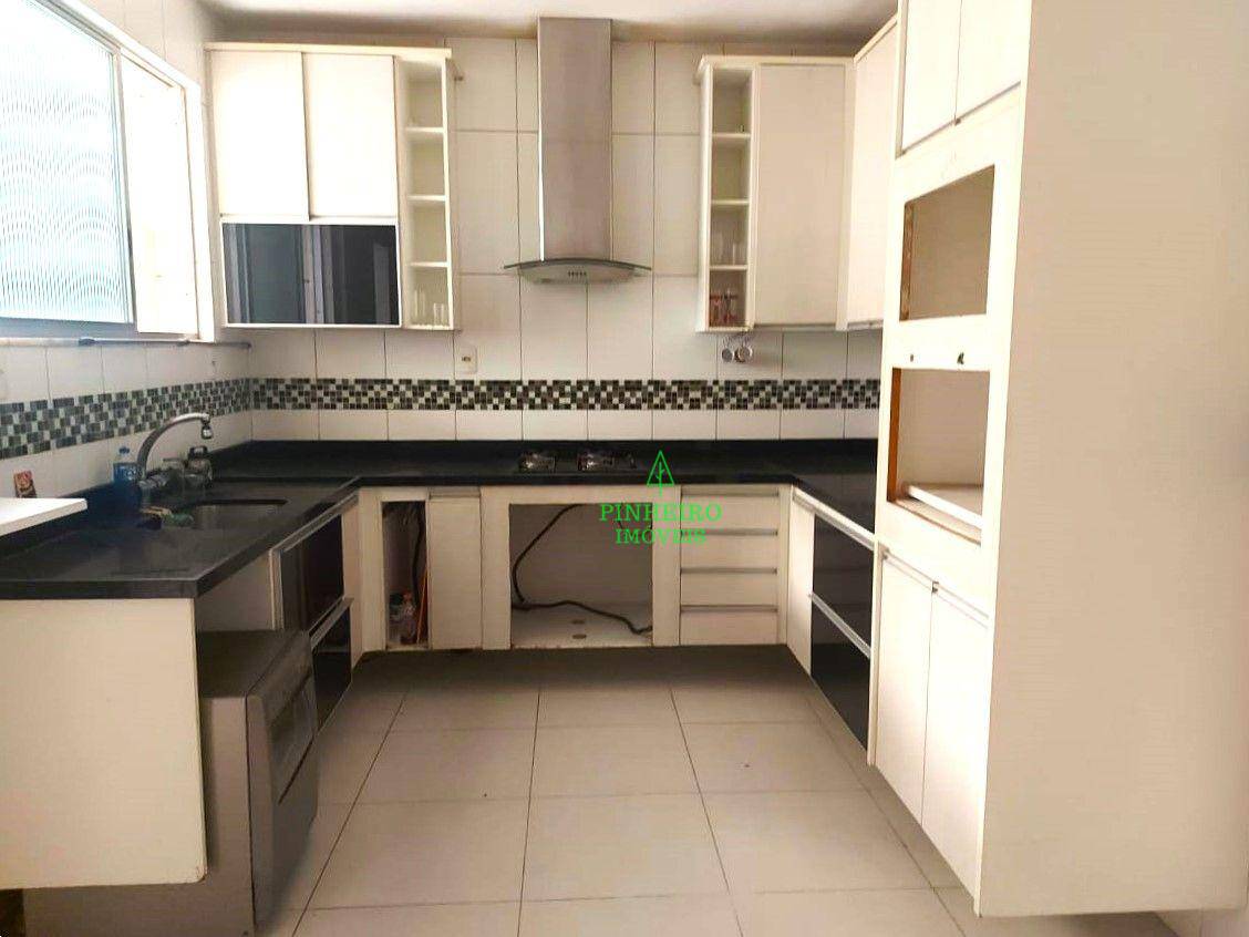 Apartamento à venda com 3 quartos, 152m² - Foto 4