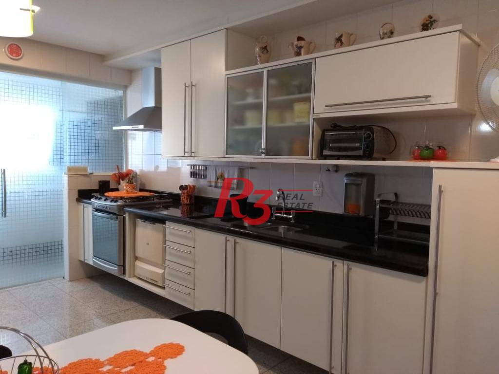 Apartamento à venda com 3 quartos, 199m² - Foto 3